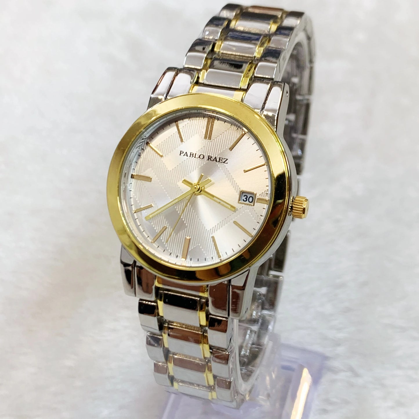 PABLO RAEZ New Creative Women Clocks Top Fashion Popular Quartz Lady Dress Watch Relogio Feminino Steel Wristwatches Reloj Mujer