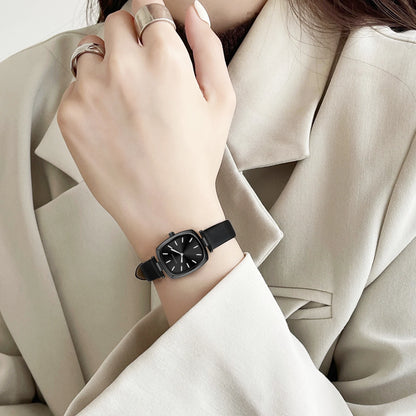 2024 New Womens Watch Hannah Martin Original Leather Rose Gold Simple Quartz Watch Top Brand 3Bar Waterproof Fashion Women Watch