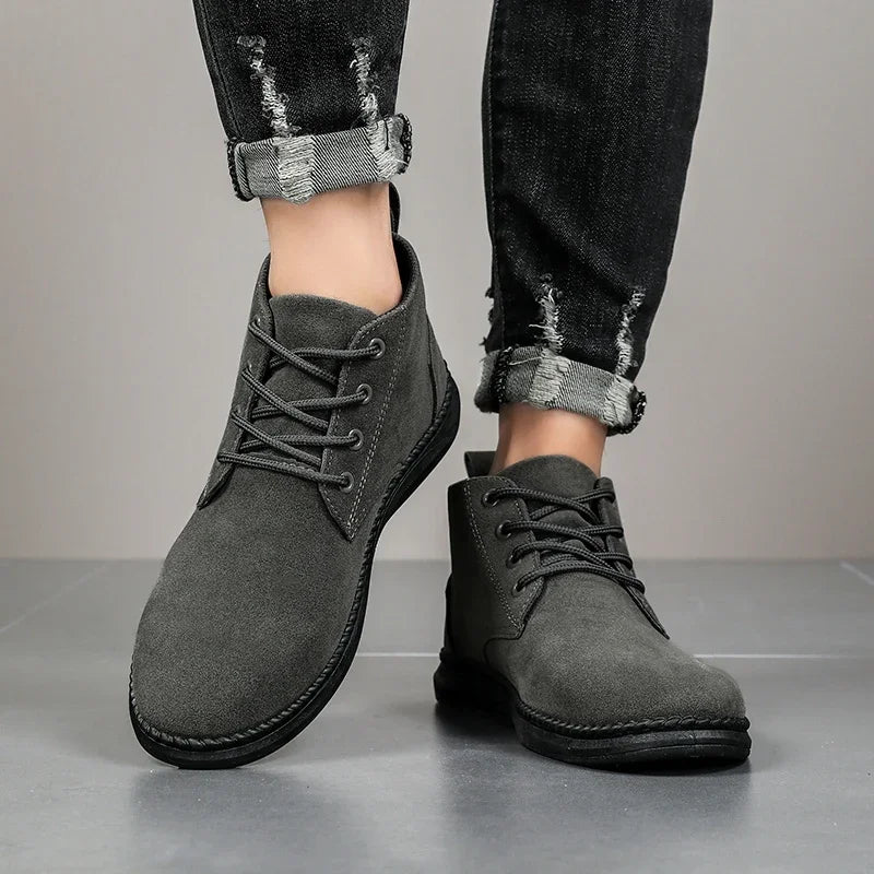 Winter Outdoor Men Casual Shoes Leather Ankle Boots No-slip High Top Male Work Shoes High Quanlity Square Head Men Chelsea Boots