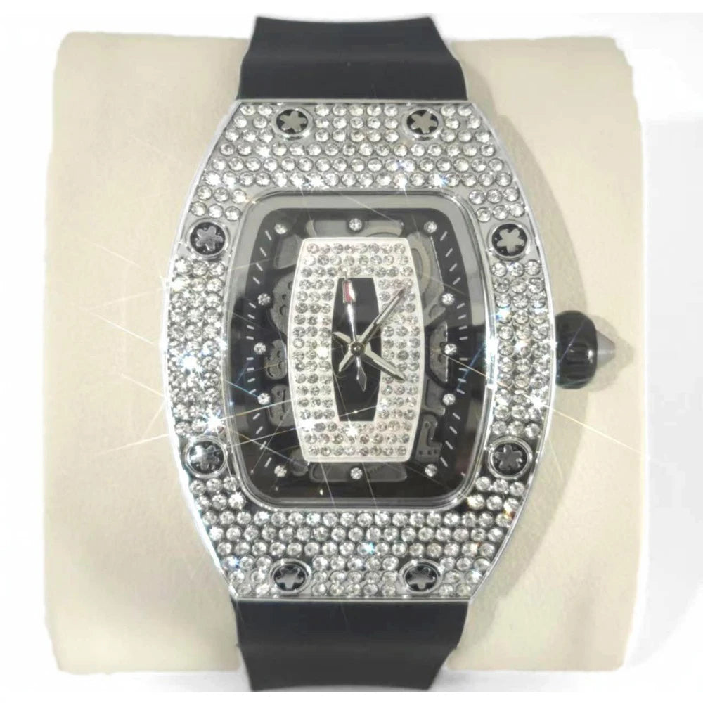 2024 Hot Fashion Diamond Watch For Women Elegant Iced Jewelry Watches Girl Sport Rubber Strap Tonneau Wristwatch Ladies Gift