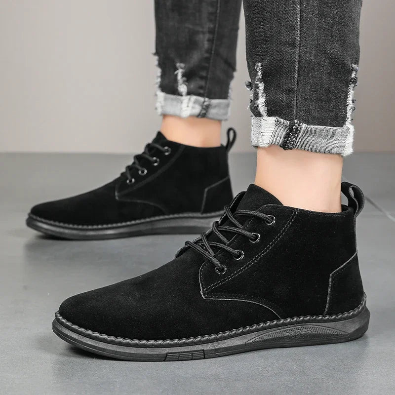 Winter Outdoor Men Casual Shoes Leather Ankle Boots No-slip High Top Male Work Shoes High Quanlity Square Head Men Chelsea Boots