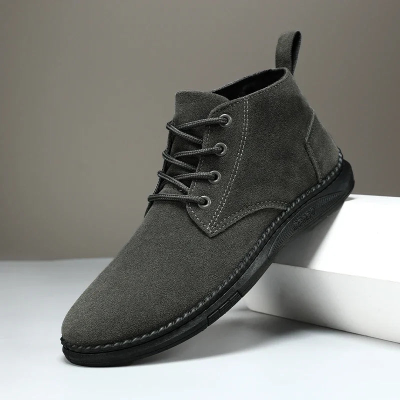 Winter Outdoor Men Casual Shoes Leather Ankle Boots No-slip High Top Male Work Shoes High Quanlity Square Head Men Chelsea Boots
