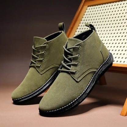 Winter Outdoor Men Casual Shoes Leather Ankle Boots No-slip High Top Male Work Shoes High Quanlity Square Head Men Chelsea Boots