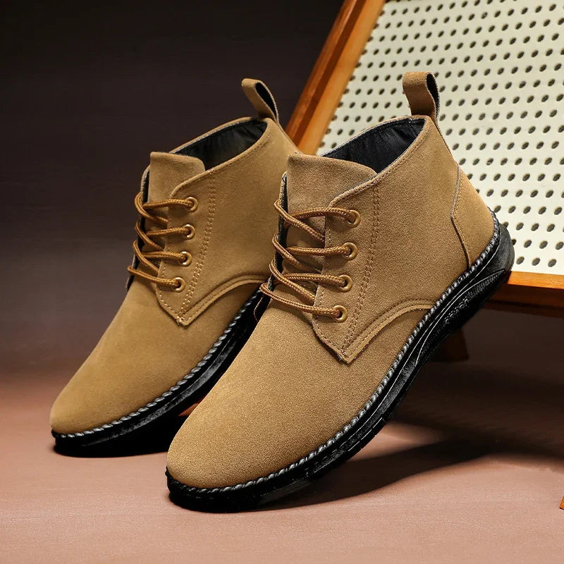 Winter Outdoor Men Casual Shoes Leather Ankle Boots No-slip High Top Male Work Shoes High Quanlity Square Head Men Chelsea Boots