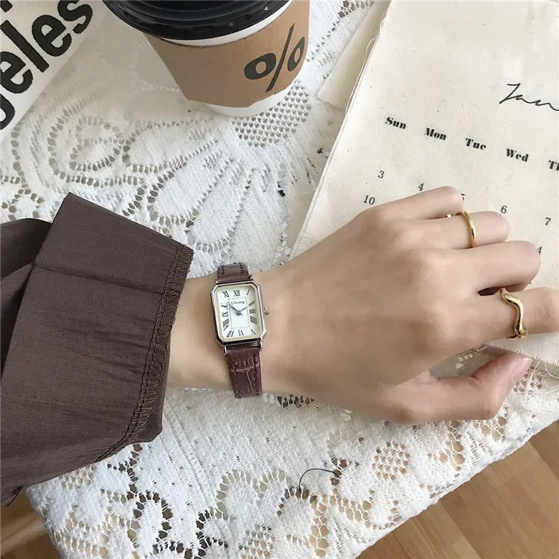 Retro Watches Classic Casual Quartz Dial Leather Strap Band Rectangle Clock Fashionable Wrist Watches for Women Harajuku Y2k