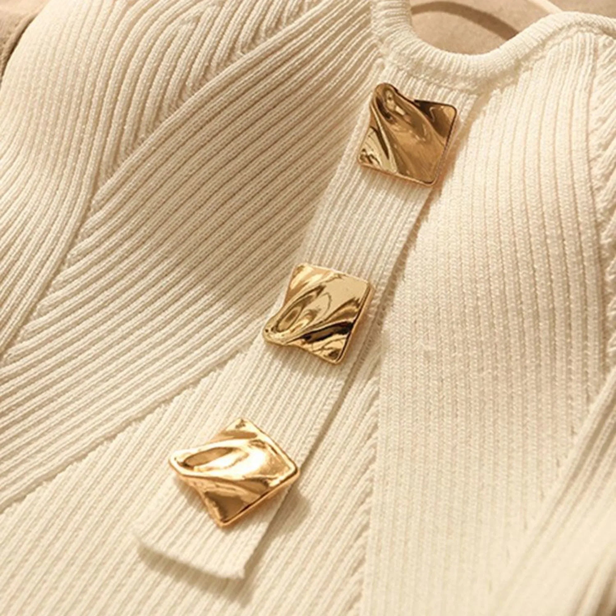 2024 New French Style Cross-knit Suspender Women's Summer Wear Sexy Beauty Camisole Slim High-end Bottom Bandeau Top