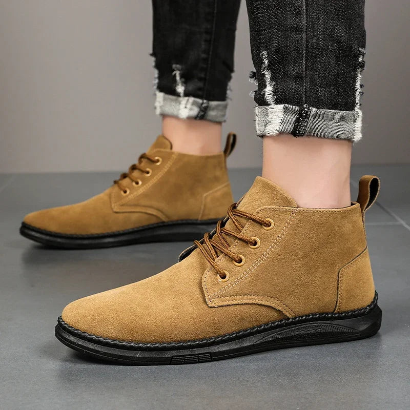 Winter Outdoor Men Casual Shoes Leather Ankle Boots No-slip High Top Male Work Shoes High Quanlity Square Head Men Chelsea Boots