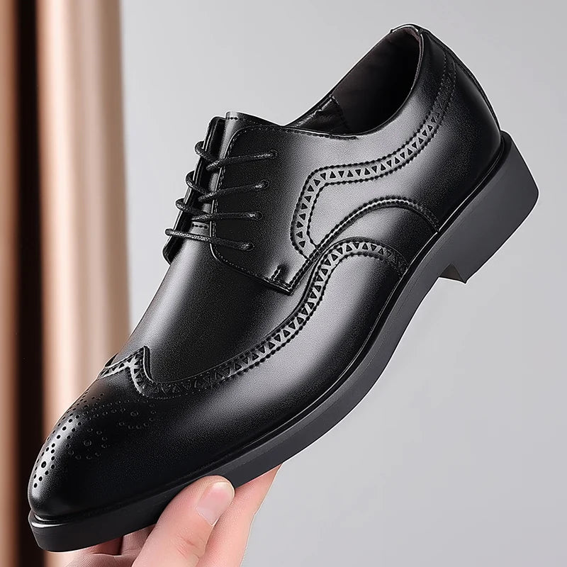 Men's Elegant British Brogue Derby Shoes Lace-Up Patchwork Breathable Formal Dress Shoes Business Wedding Thanksgiving Christmas