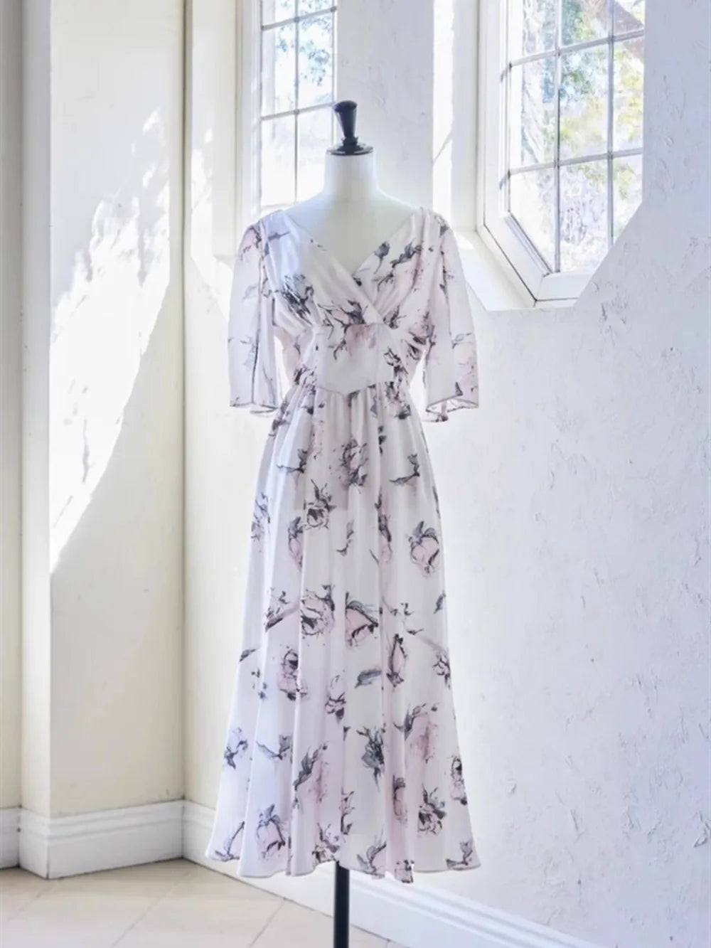 Kuzuwata Elegant V Neck Raglan Sleeve Rose Print Robe Lace Up High Waist Ruched Casual Mujer Japan New Slim Fit Sweet Dresses