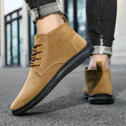 Winter Outdoor Men Casual Shoes Leather Ankle Boots No-slip High Top Male Work Shoes High Quanlity Square Head Men Chelsea Boots