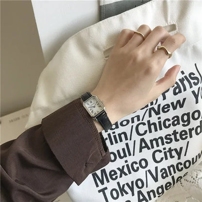 Retro Watches Classic Casual Quartz Dial Leather Strap Band Rectangle Clock Fashionable Wrist Watches for Women Harajuku Y2k