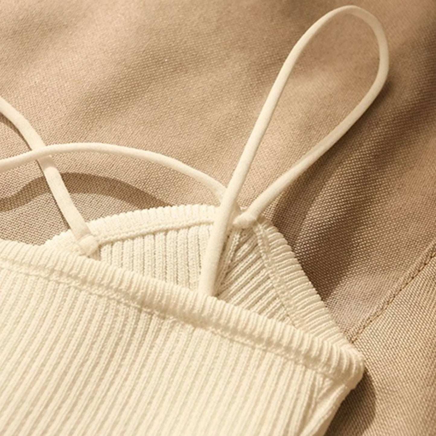 2024 New French Style Cross-knit Suspender Women's Summer Wear Sexy Beauty Camisole Slim High-end Bottom Bandeau Top