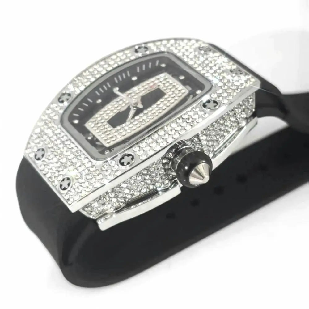 2024 Hot Fashion Diamond Watch For Women Elegant Iced Jewelry Watches Girl Sport Rubber Strap Tonneau Wristwatch Ladies Gift