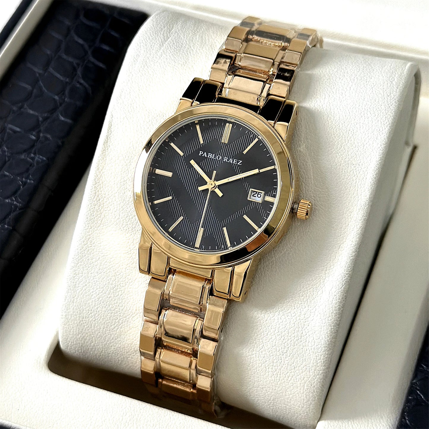 PABLO RAEZ New Creative Women Clocks Top Fashion Popular Quartz Lady Dress Watch Relogio Feminino Steel Wristwatches Reloj Mujer