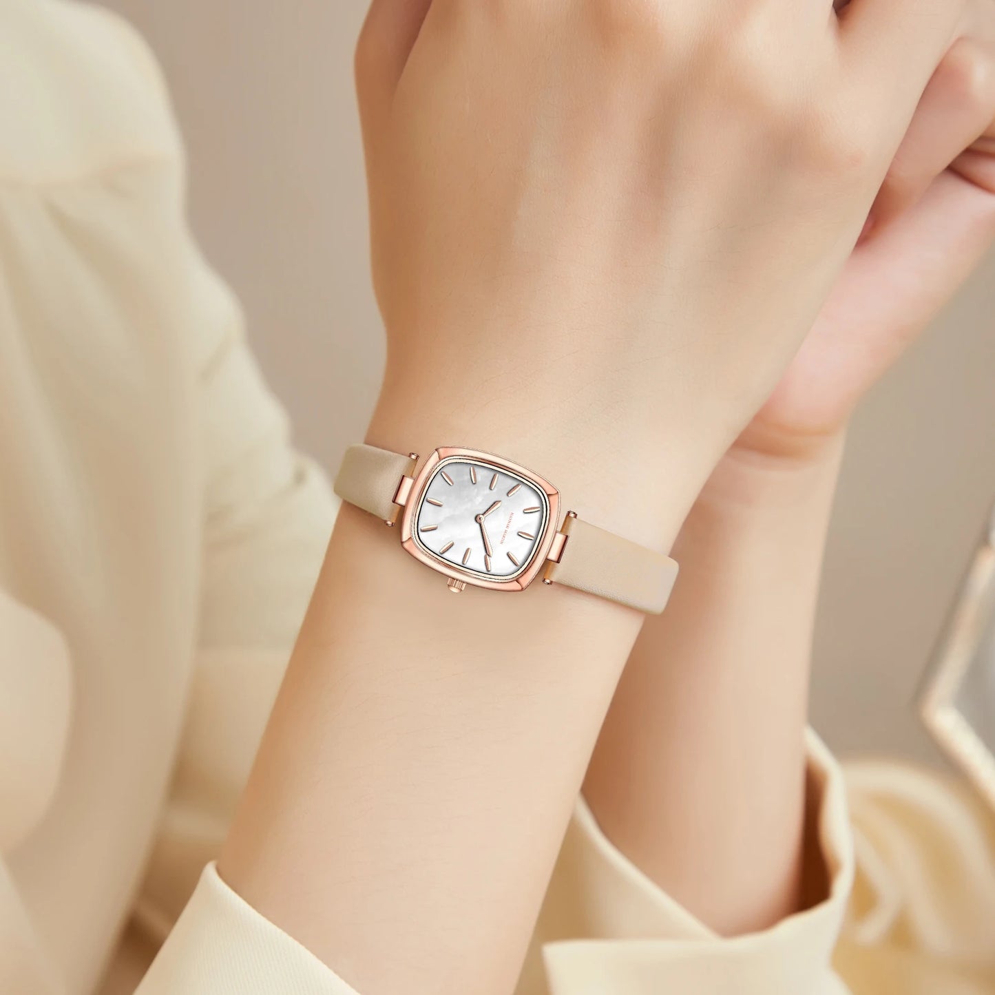 2024 New Womens Watch Hannah Martin Original Leather Rose Gold Simple Quartz Watch Top Brand 3Bar Waterproof Fashion Women Watch
