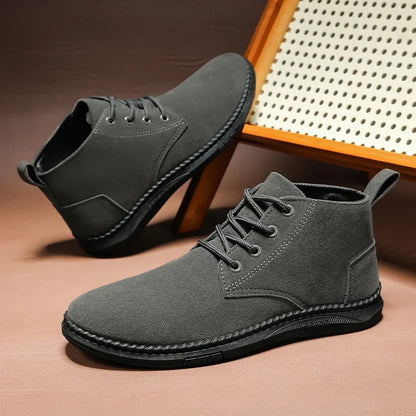 Winter Outdoor Men Casual Shoes Leather Ankle Boots No-slip High Top Male Work Shoes High Quanlity Square Head Men Chelsea Boots